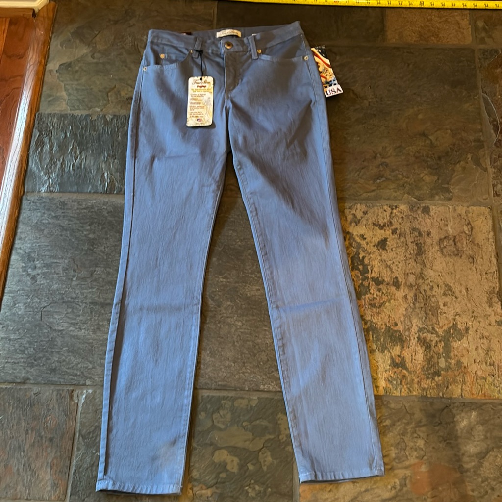 Blue True Slim Jeans In A Size 4. Made In The Usa. Waist 15”, Inseam 13”. Nwt
